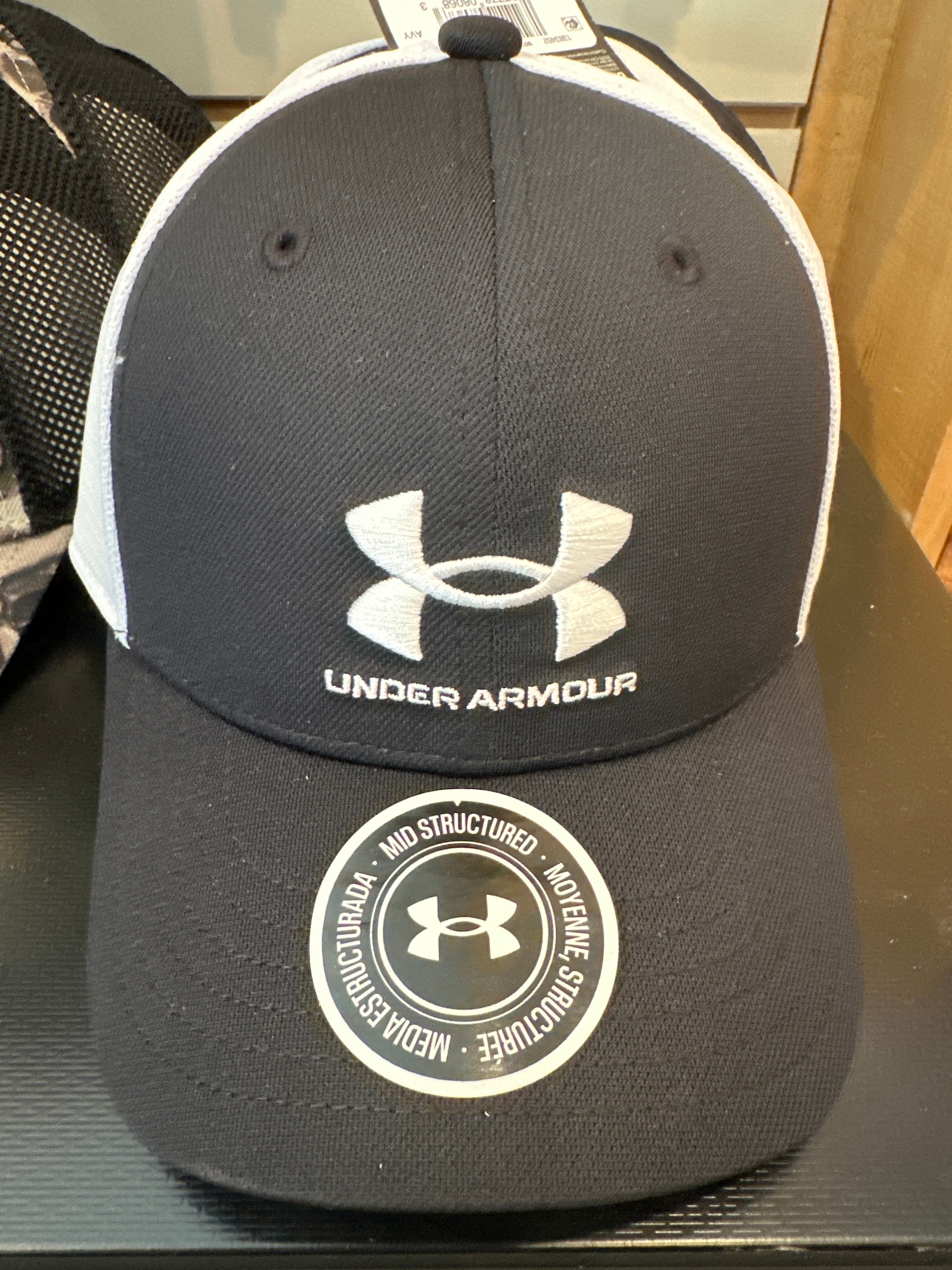 Under armour Boys Mesh Back Hat