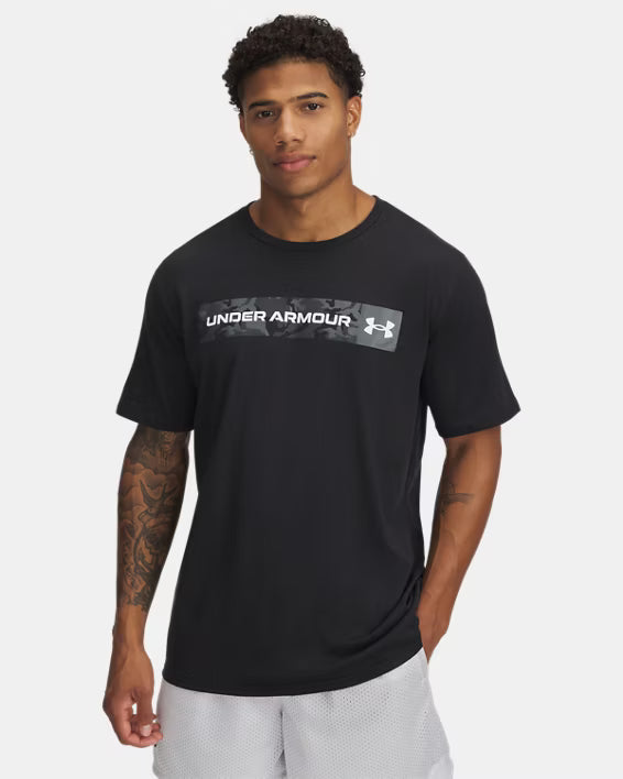 Under Armour Men's Camo Chest Stripe T-Shirt